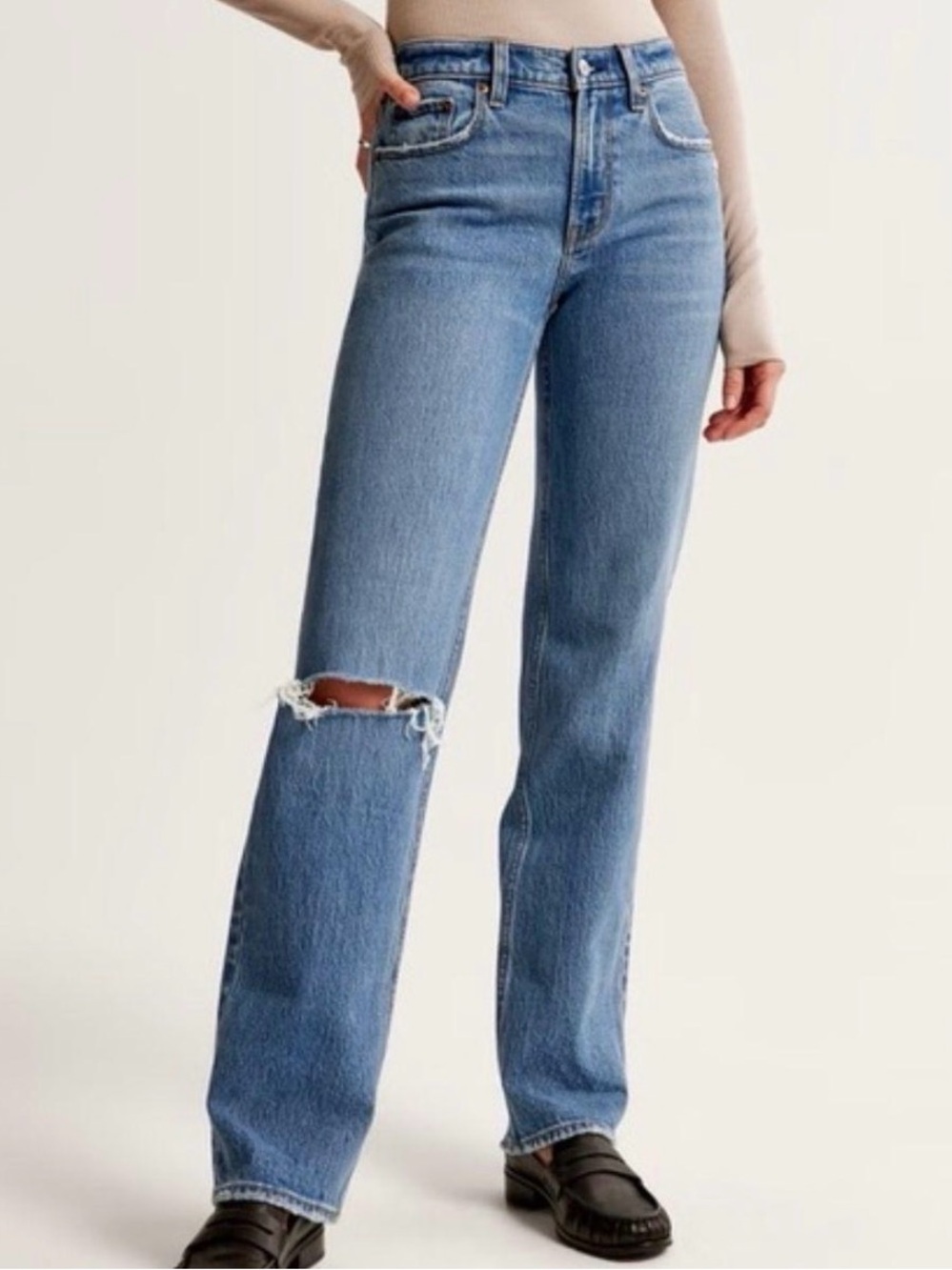 Abercrombie Mid Rise 90s Straight Jean